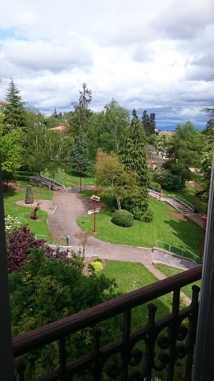 Castel Regina Hotel Châtel-Guyon Екстериор снимка