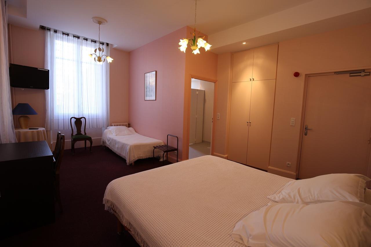 Castel Regina Hotel Châtel-Guyon Екстериор снимка