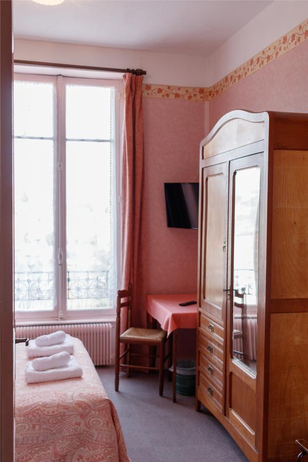 Castel Regina Hotel Châtel-Guyon Екстериор снимка
