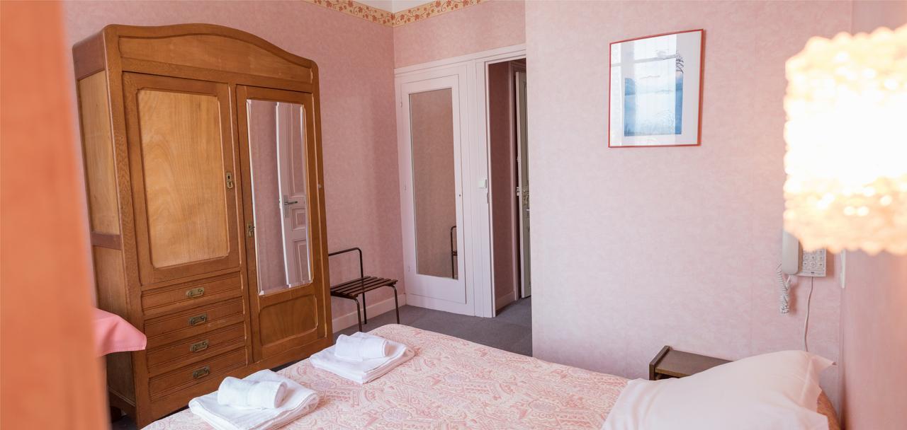 Castel Regina Hotel Châtel-Guyon Екстериор снимка
