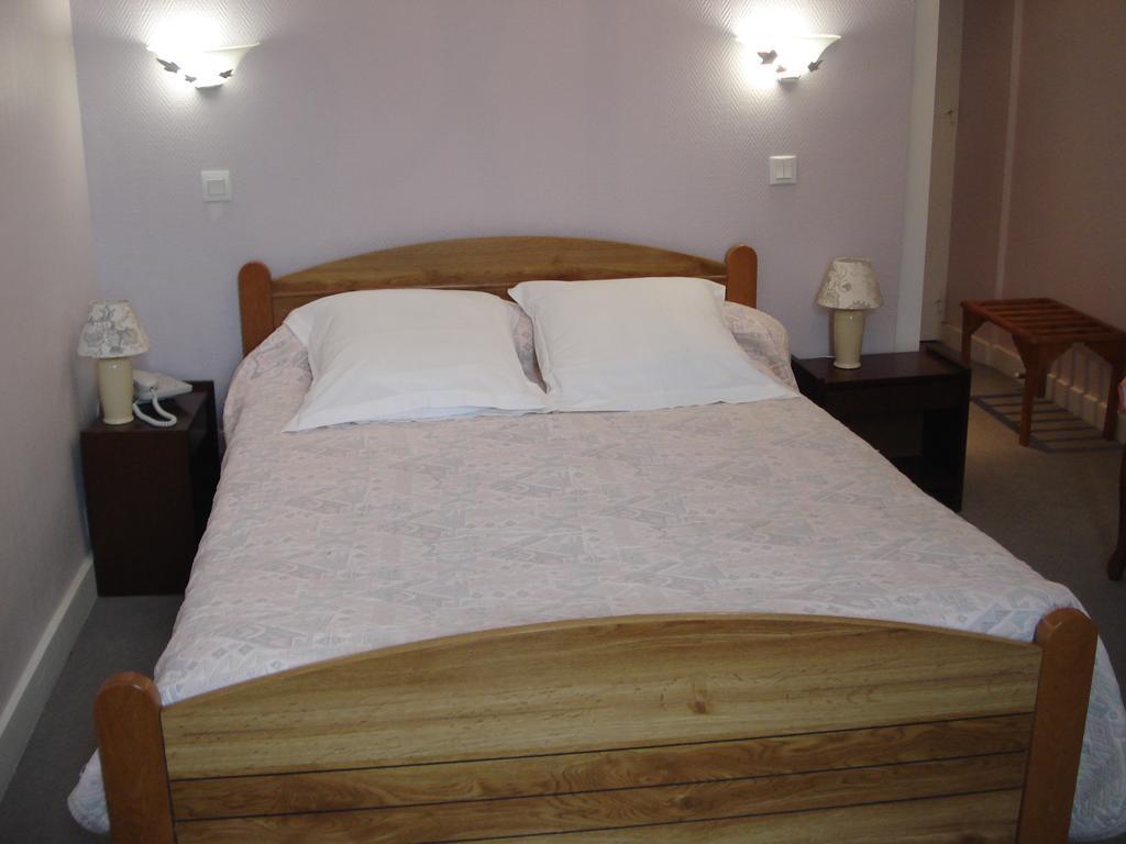 Castel Regina Hotel Châtel-Guyon Екстериор снимка